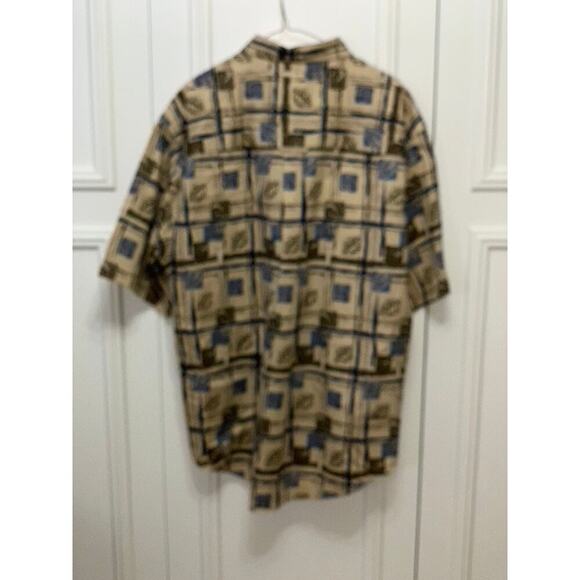 Roundtree & Yorke Men's Large Geometric Short Sleeve Button-Down Shirt - Picture 4 of 4